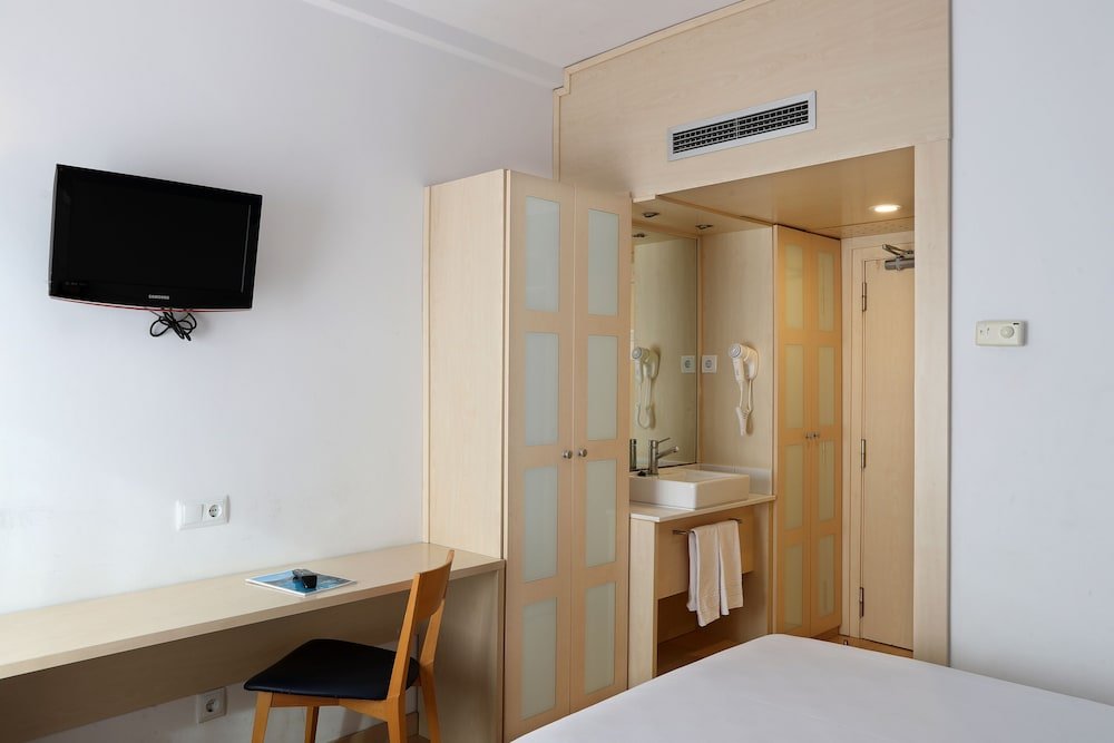 Фото Guitart Central Park Aqua Resort