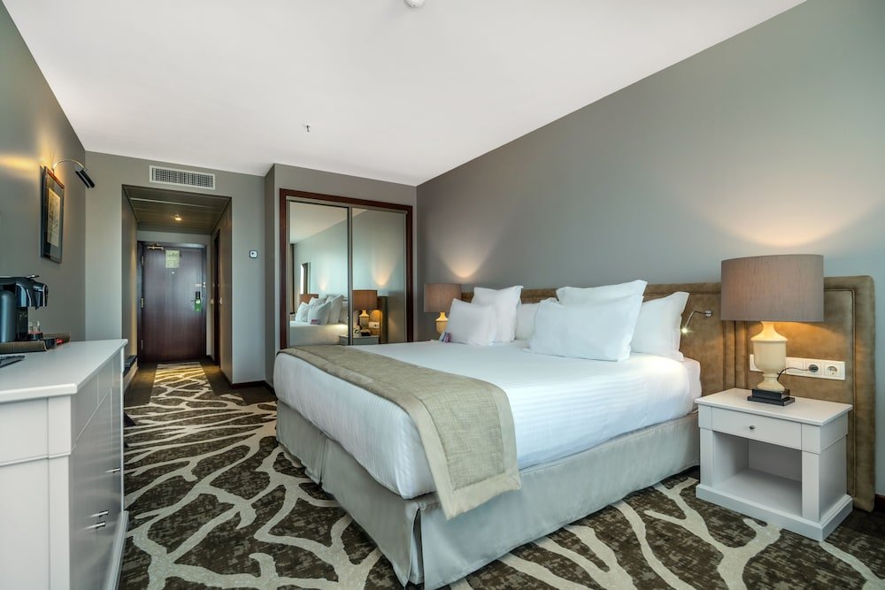 Фото Holiday Inn Porto Gaia