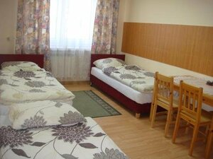 Hostel Omega (Podkarpackie Voivodeship, Rzeszów, ulica Adama Asnyka, 10), hotel