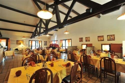 Фото Hotel Belvédère Cannes-Mougins