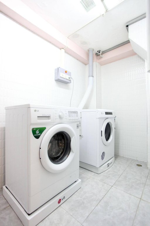 Фото Hostel 8 Sukhumvit Nana Bangkok