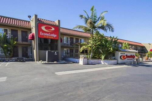 Гостиница Econo Lodge Inn & Suites Escondido Downtown в Эскондидо