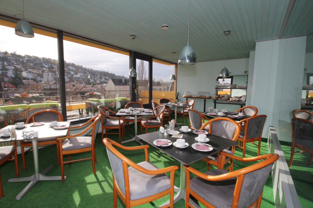 Фото Hotel Alpha