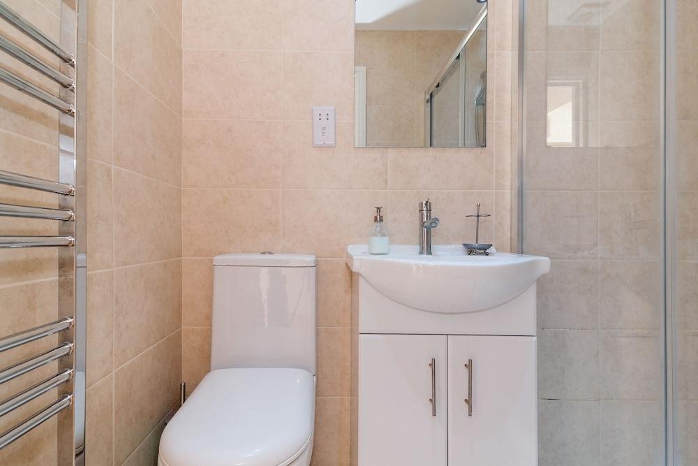 Фото The Angel Apartments