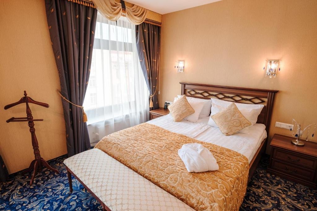 Фото Смольнинская