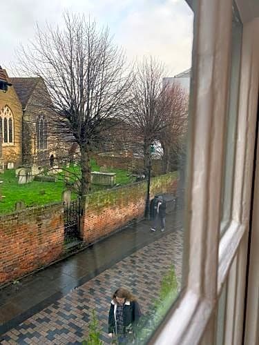 Фото The Pilgrims Hotel