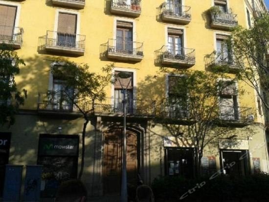 Фото Plaza Goya Rooms