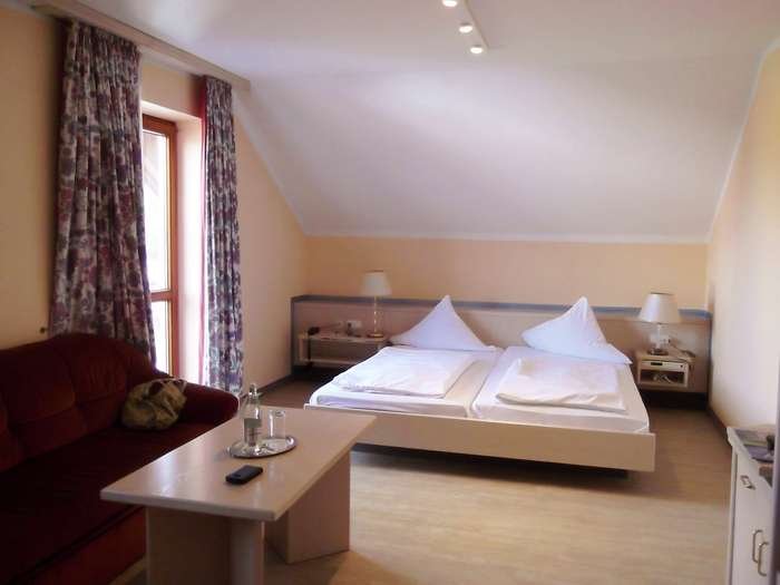 Фото Hotel am Schlosspark