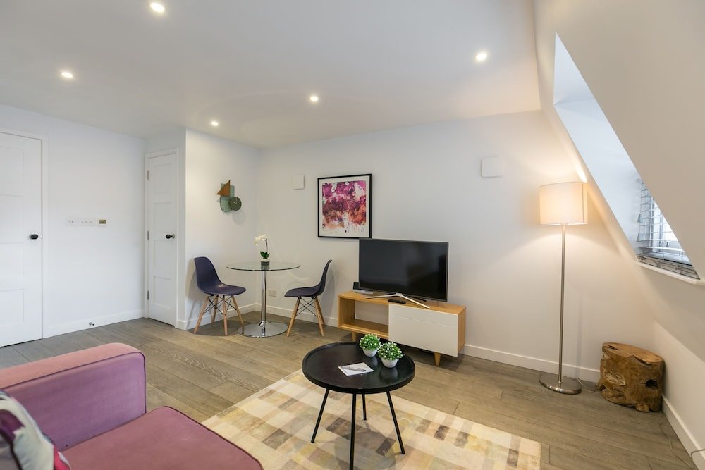 Фото Urban Chic - Rathbone