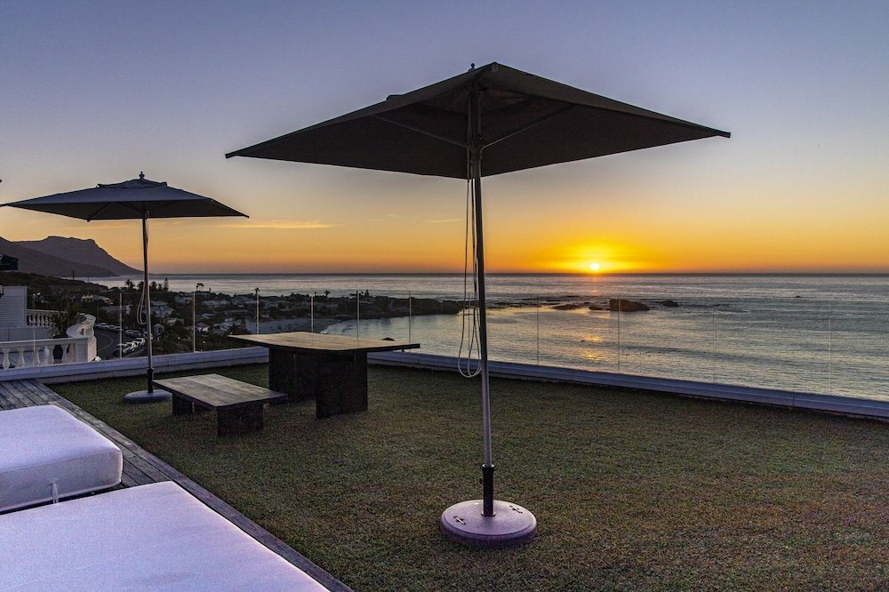 Short-term housing rental Clifton's Third Beach, Capetown, photo