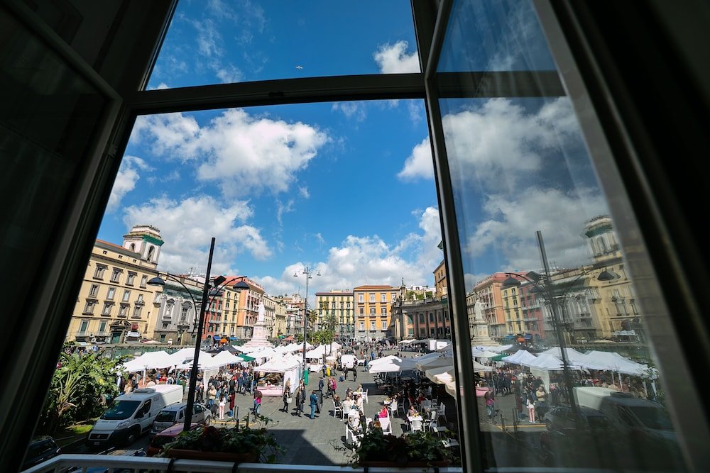 Фото B&b Le 4 Stagioni Dante's Suites