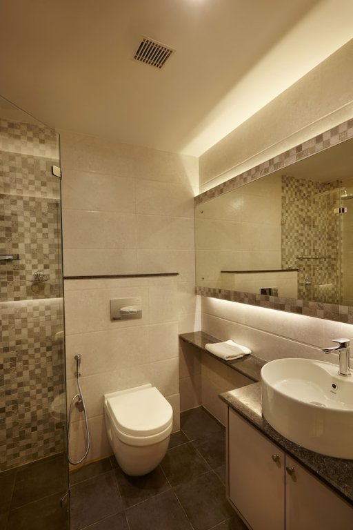 Фото Indy Waterfront Resort