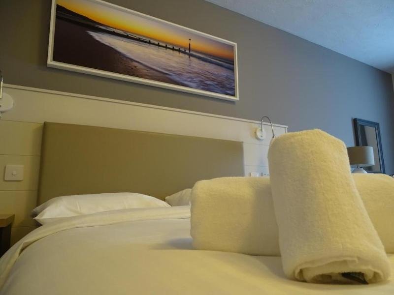 Фото Park Inn by Radisson Bournemouth