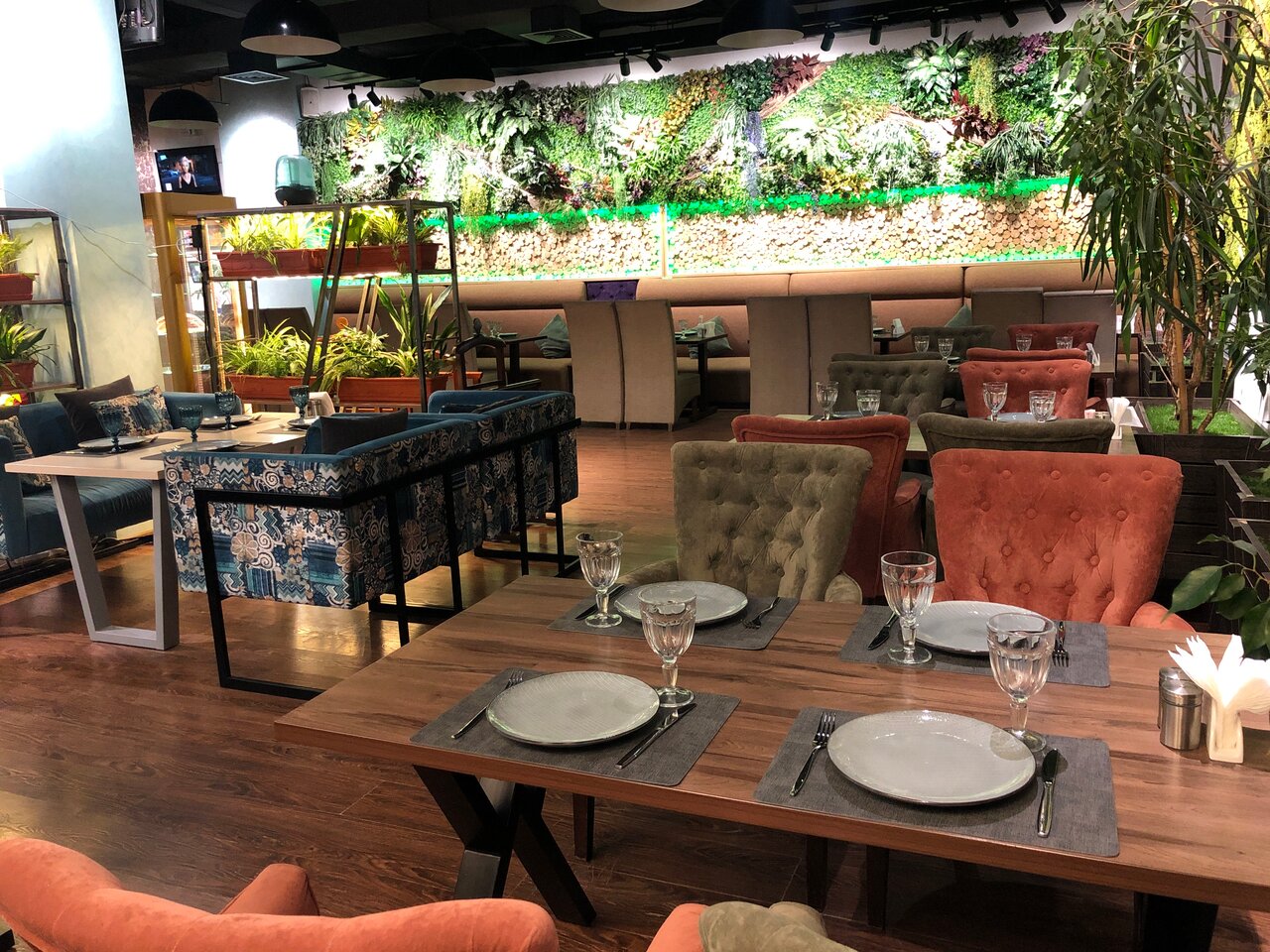Барбарис 9а 30 й микрорайон фото Reviews about Barbaris, Tashkent, Yakkasaray District, Abdulla Qahhor Street, 49