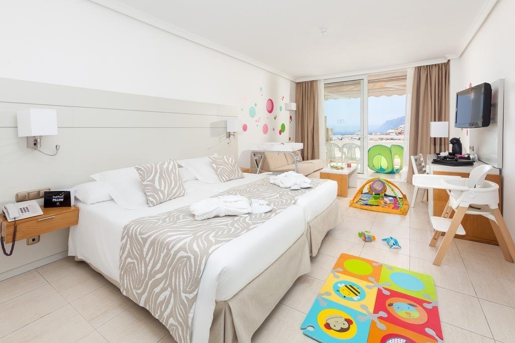 Фото Landmar Hotel Costa Los Gigantes