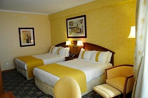 Фото InterTower Hotel