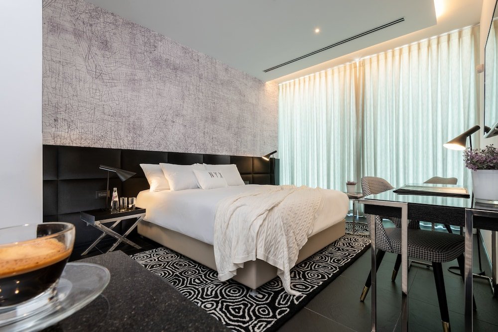 Фото Nyx Herzliya