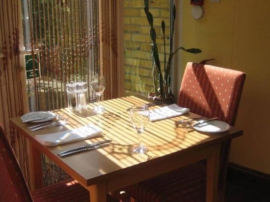 Фото The Hog Hotel