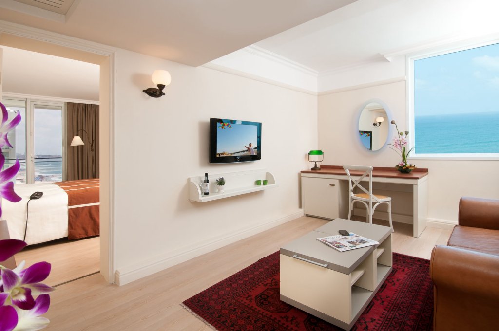 Фото Herods Hotel Tel Aviv by the Beach