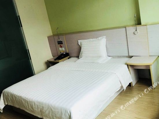 Фото 7 Days Inn Fangchenggang Taohuawan Plaza Branch