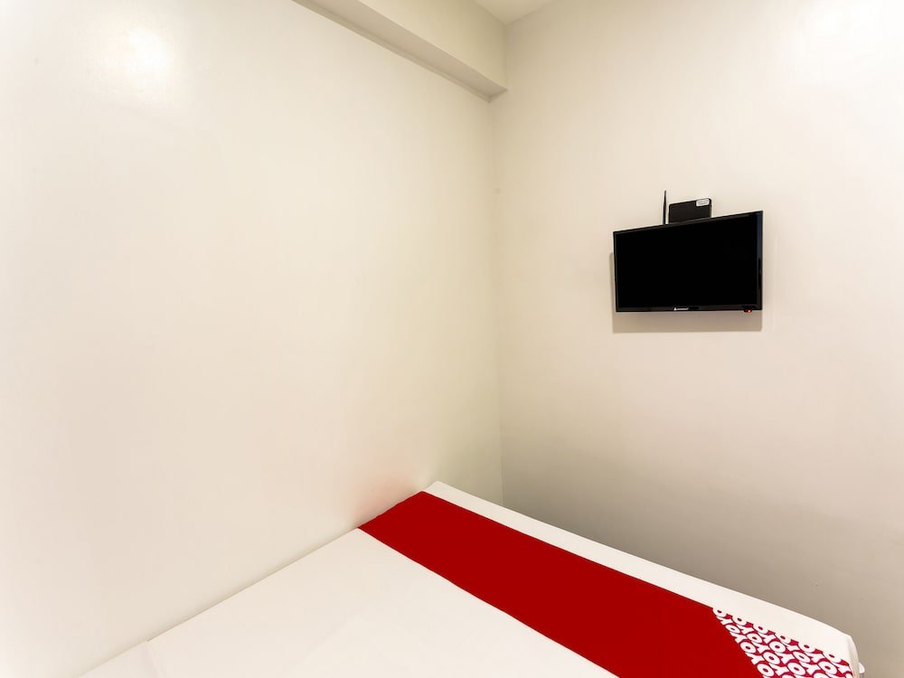 Фото Oyo 518 Mytown Amsterdam