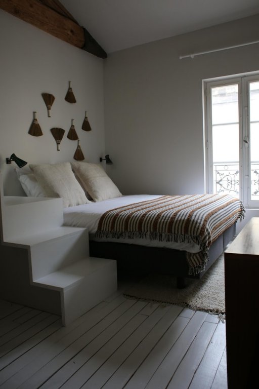 Фото Lescapade Bordelaise - Côté Hôtel de Ville