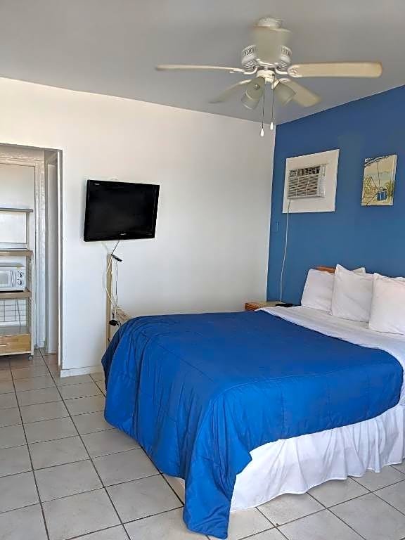 Фото Paradise Oceanfront Hbh