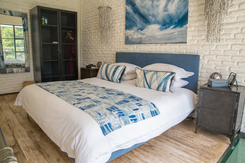 Фото Latitude 13 Degrees