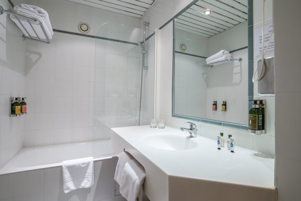 Фото Tilsitt Etoile Hotel