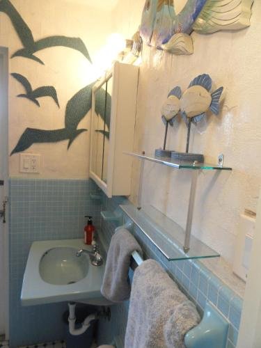 Фото Whispers Resort by Affordable Beach Condos