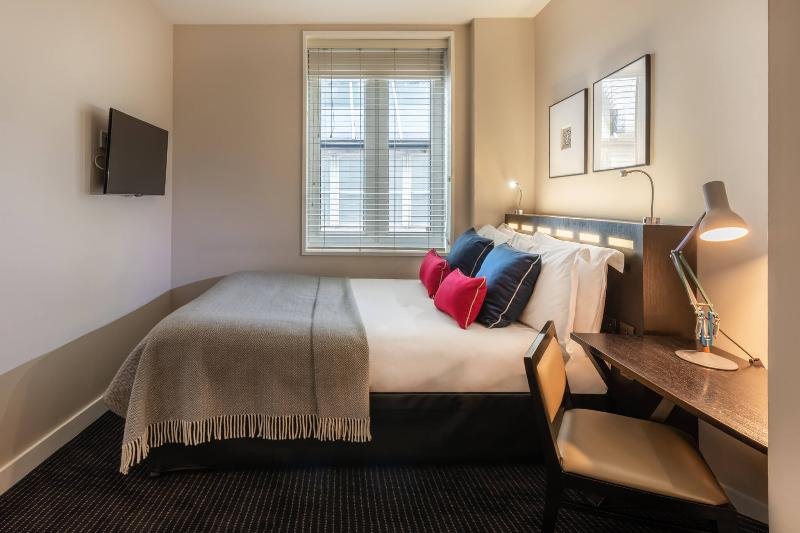 Фото The Resident Soho