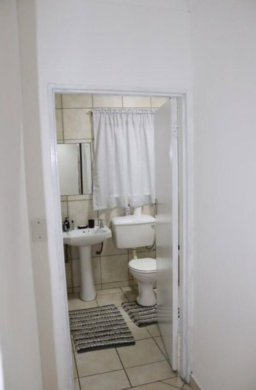 Фото Stay @ Home Airport Lodge