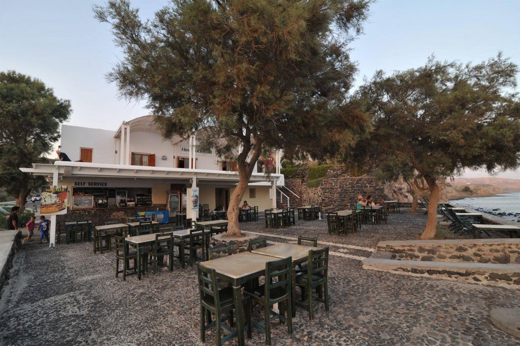 Фото Akrotiri Hotel