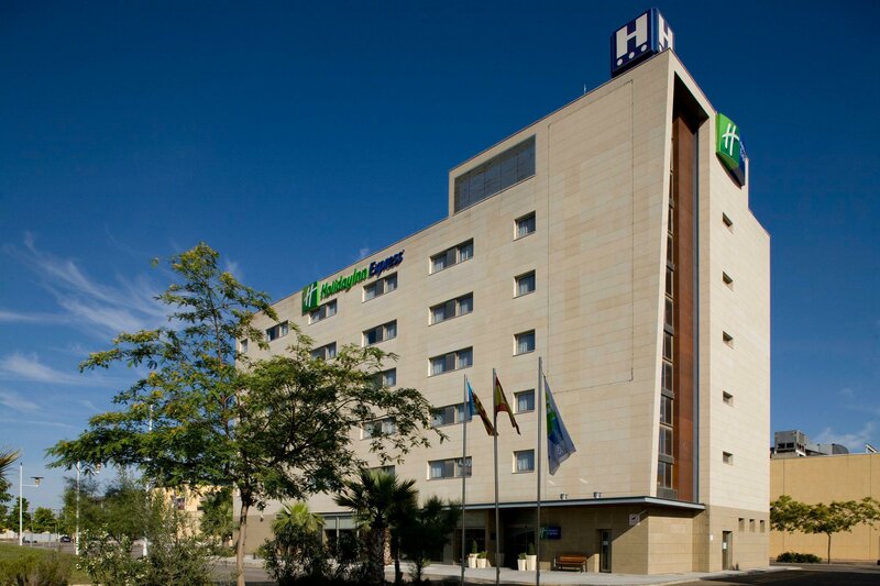 Гостиница Holiday Inn Express Valencia - Bonaire