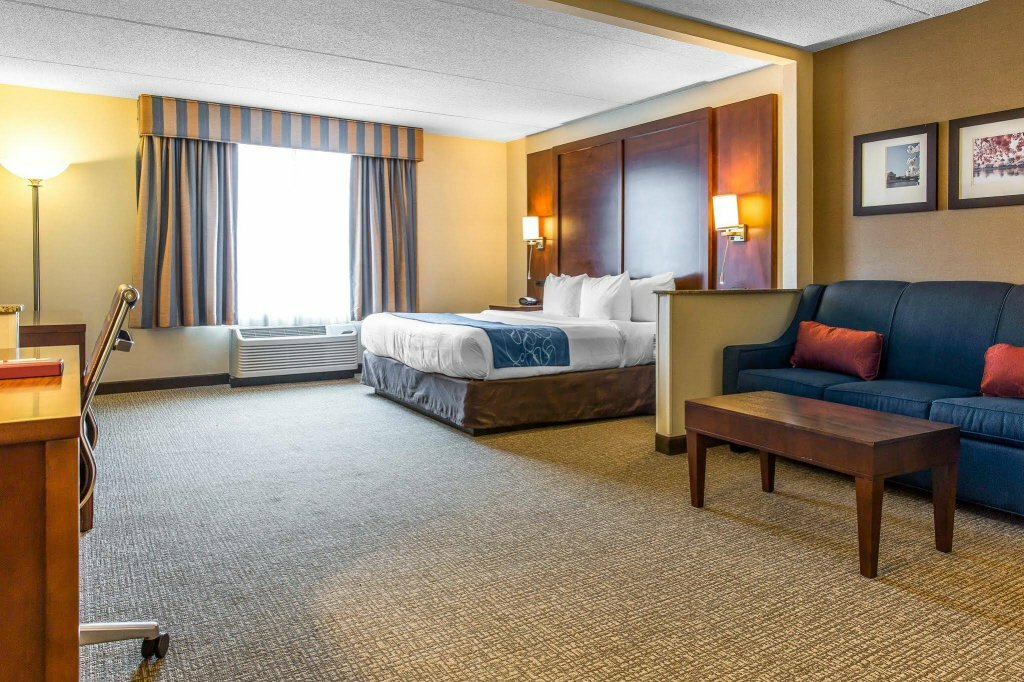 Hotel Comfort Suites Manassas Battlefield Park, Commonwealth of Virginia, photo