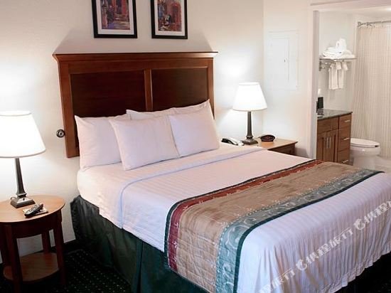 Фото TownePlace Suites by Marriott Suffolk Chesapeake