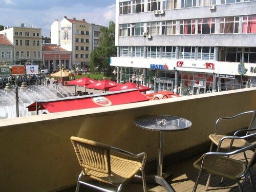 Гостиница Ambasador Hotel в Нише
