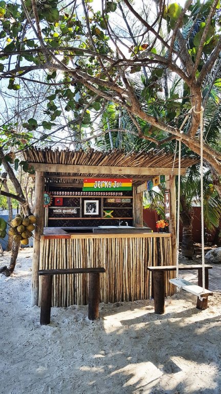 Фото Coyaba Beach Resort & Club