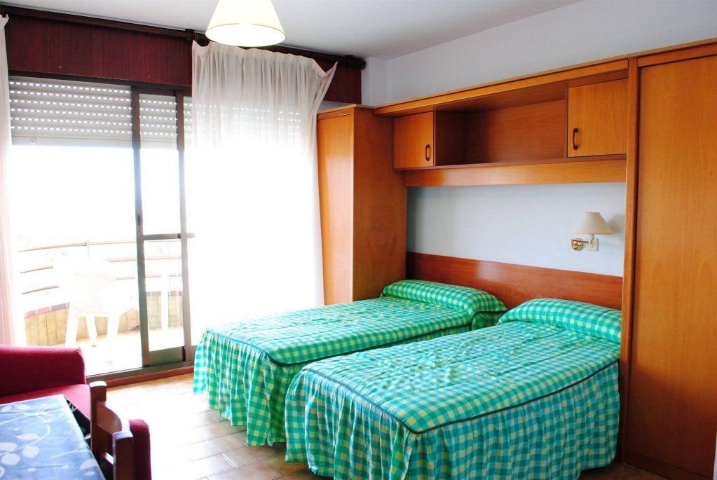 Фото Apartamentos Turisticos Suaces