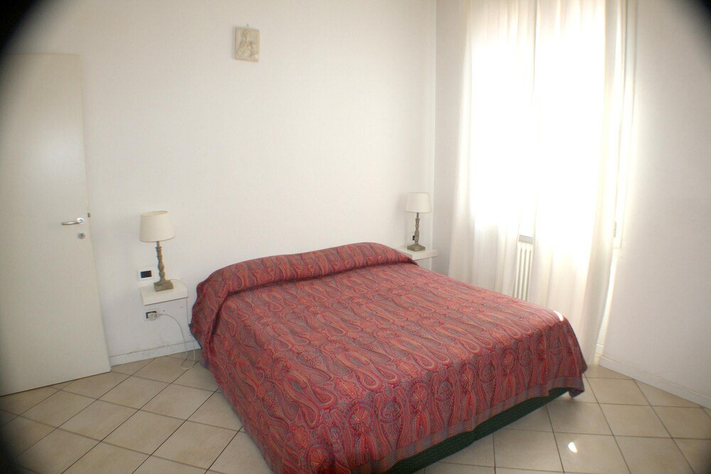 Фото Holiday House With 2 Bedrooms in Bologna, With Terrace and Wifi