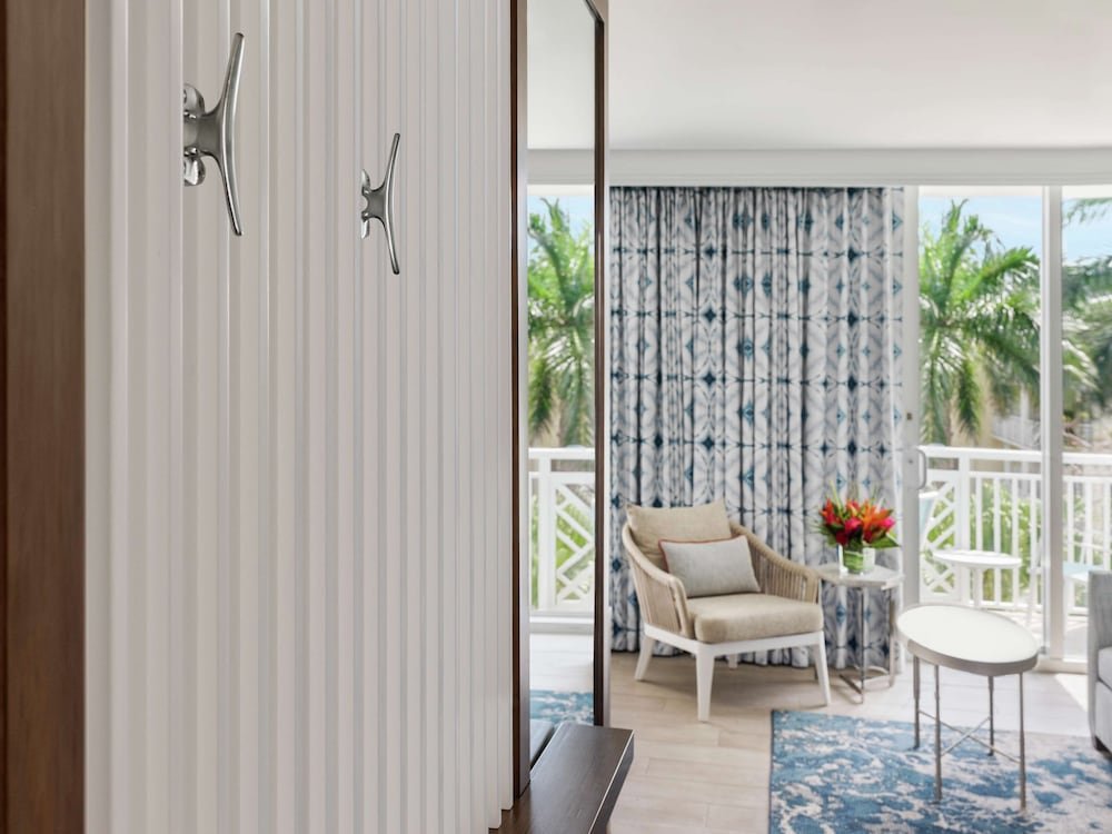 Фото The Reach Key West, Curio Collection by Hilton