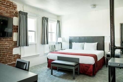 Гостиница The American Hotel в Лос-Анджелесе