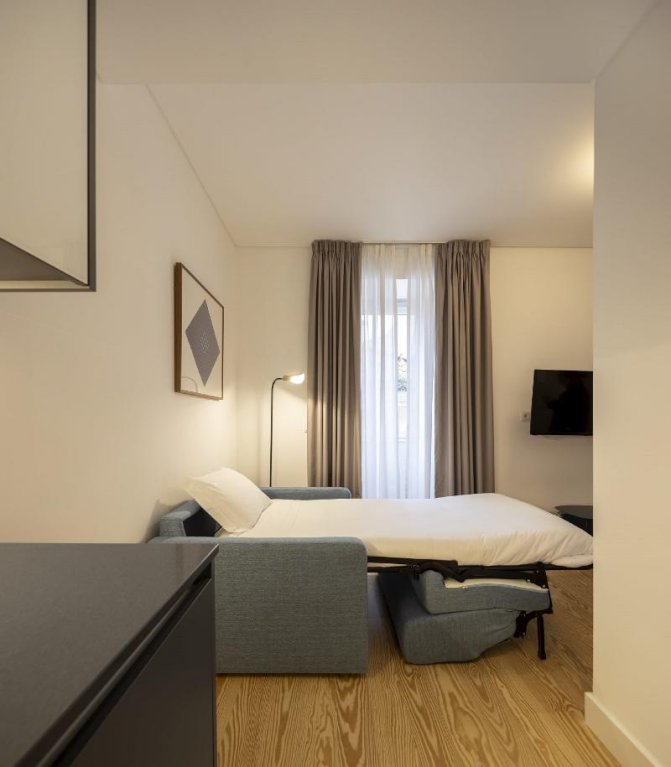 Фото Lisbon Serviced Apartments Bairro Alto