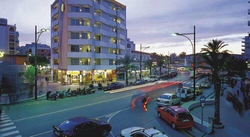 Гостиница Apartaments Lloret Sun в Льорет-де-Маре
