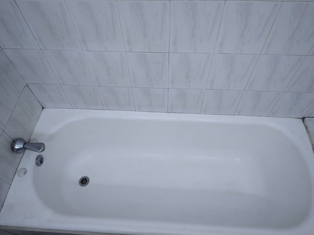 Фото The Equator Hotel