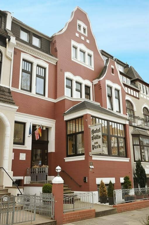 Гостиница Monopol Boutique Hotel в Бремене