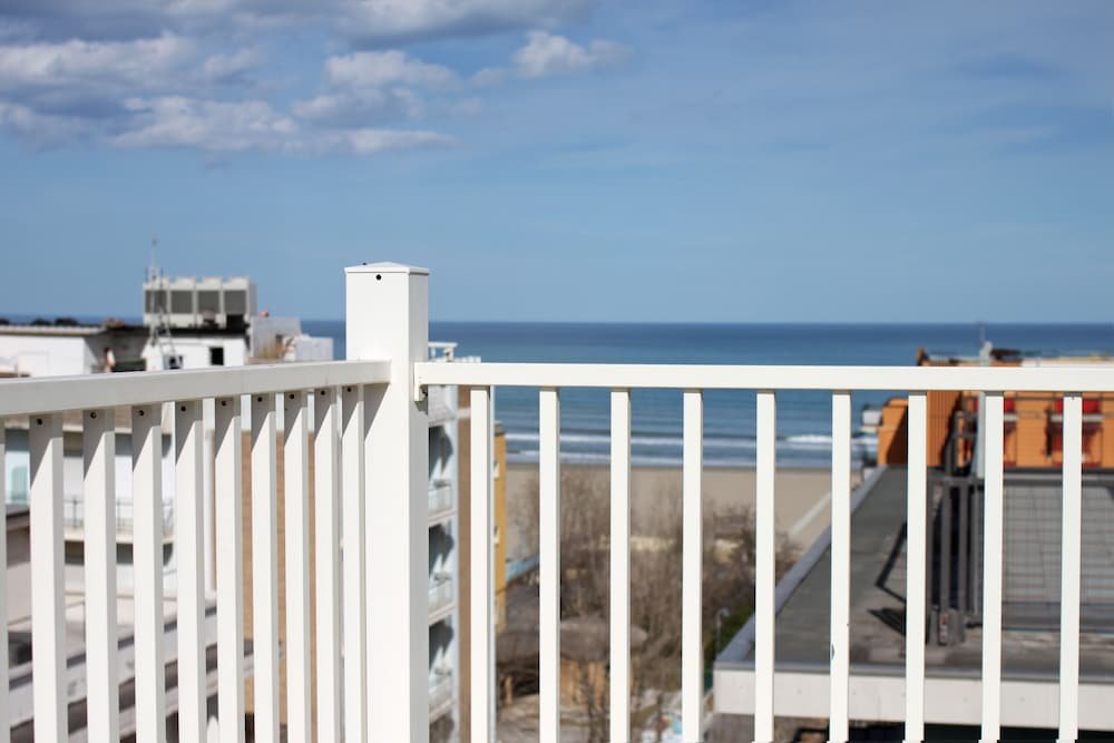 Фото Hotel Aiglon