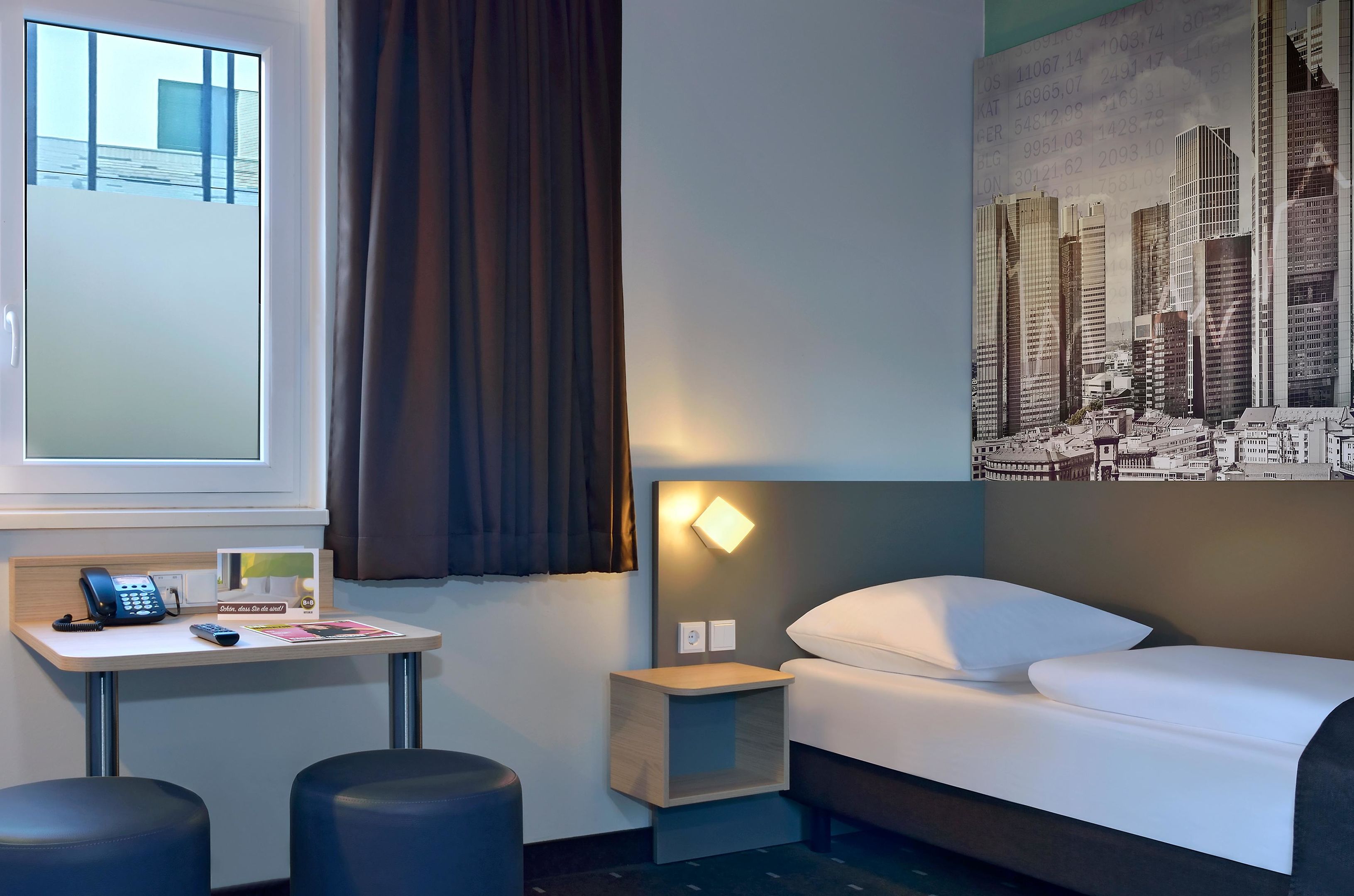 Фото B&b Hotel Frankfurt West