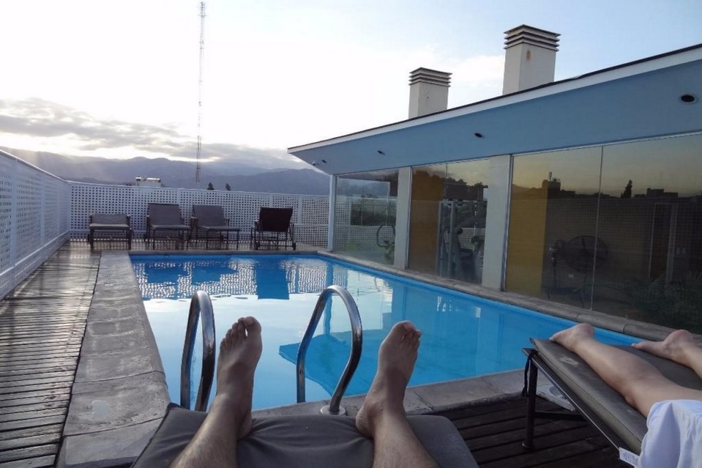 Фото Urbana Suites