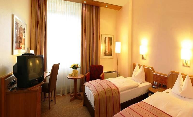 Фото Leonardo Hotel Karlsruhe